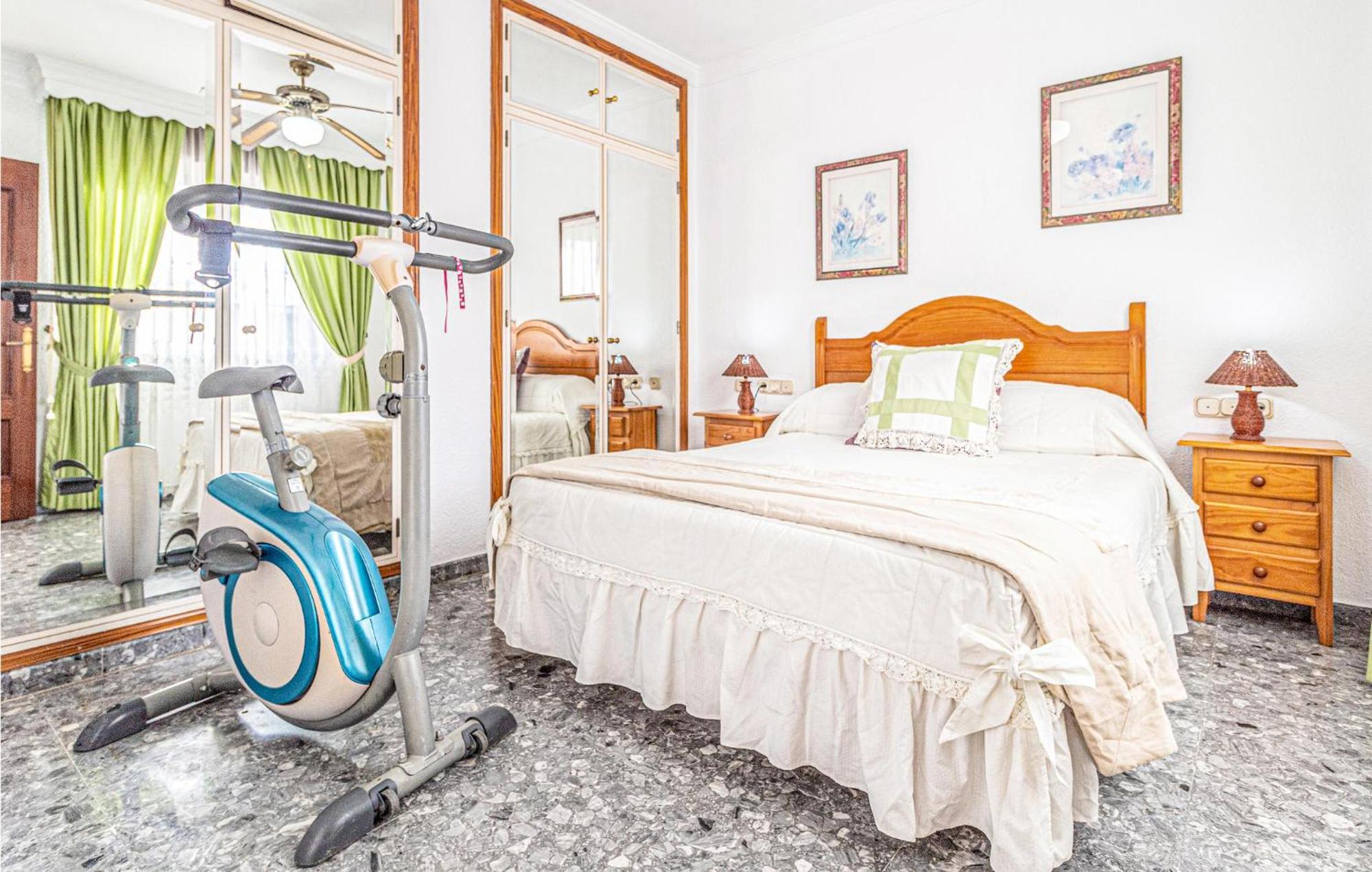 Stunning Home In Mlaga With 2 Bedrooms And Wifi Malaga Exterior photo
